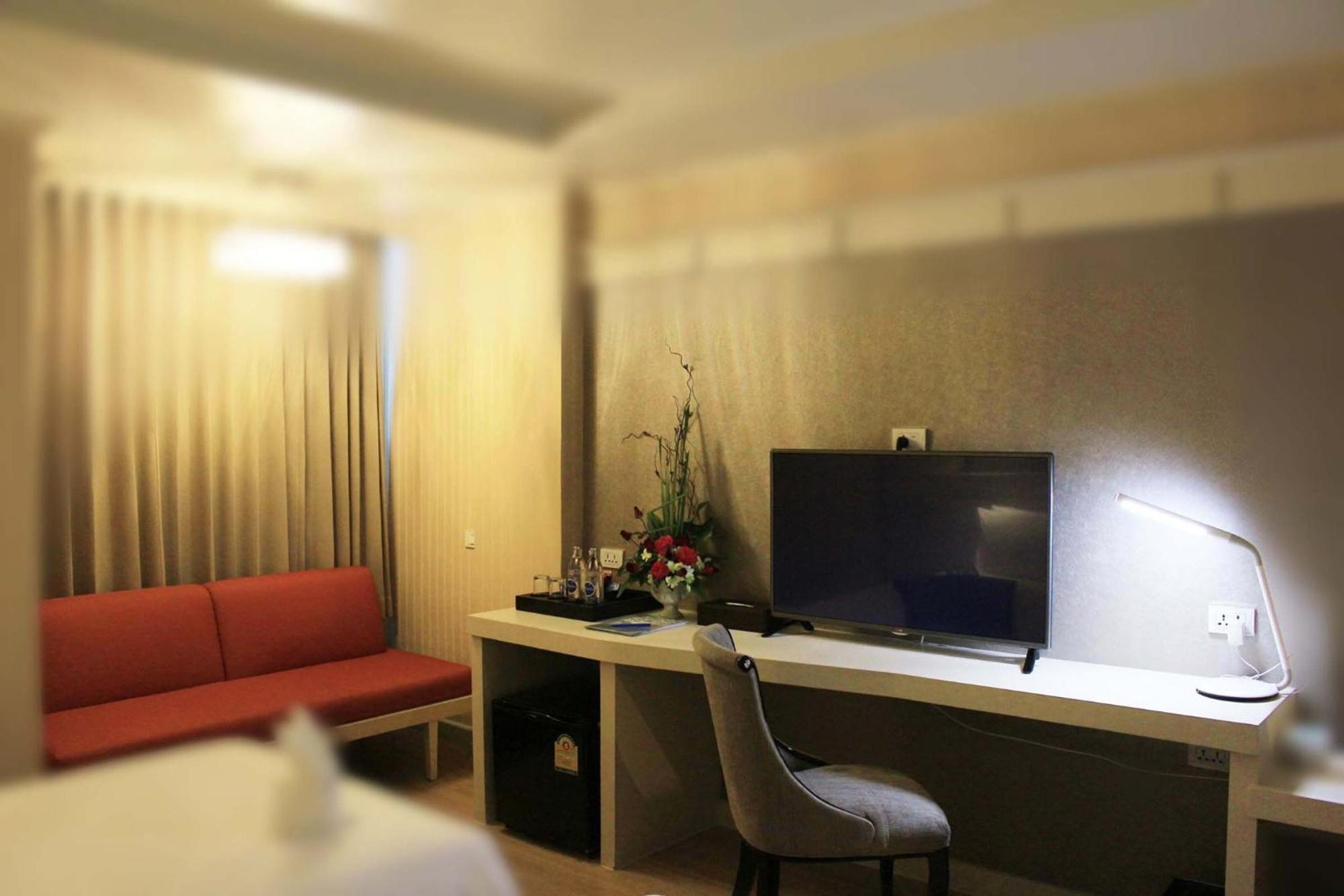 โรงแรมวีวิช V Wish Hotel Khon Kaen Zewnętrze zdjęcie